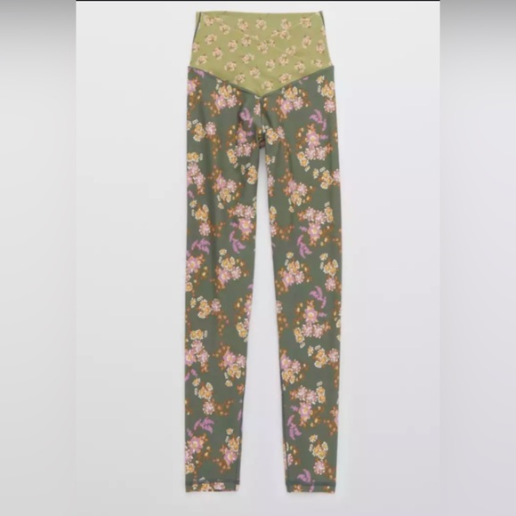 aerie offline hi-rise crossover 7/8 leggings size L short - Picture 4 of 11